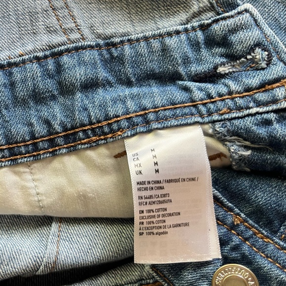 American Eagle Denim Short Overalls, Size: Medium - Picture 6 of 7